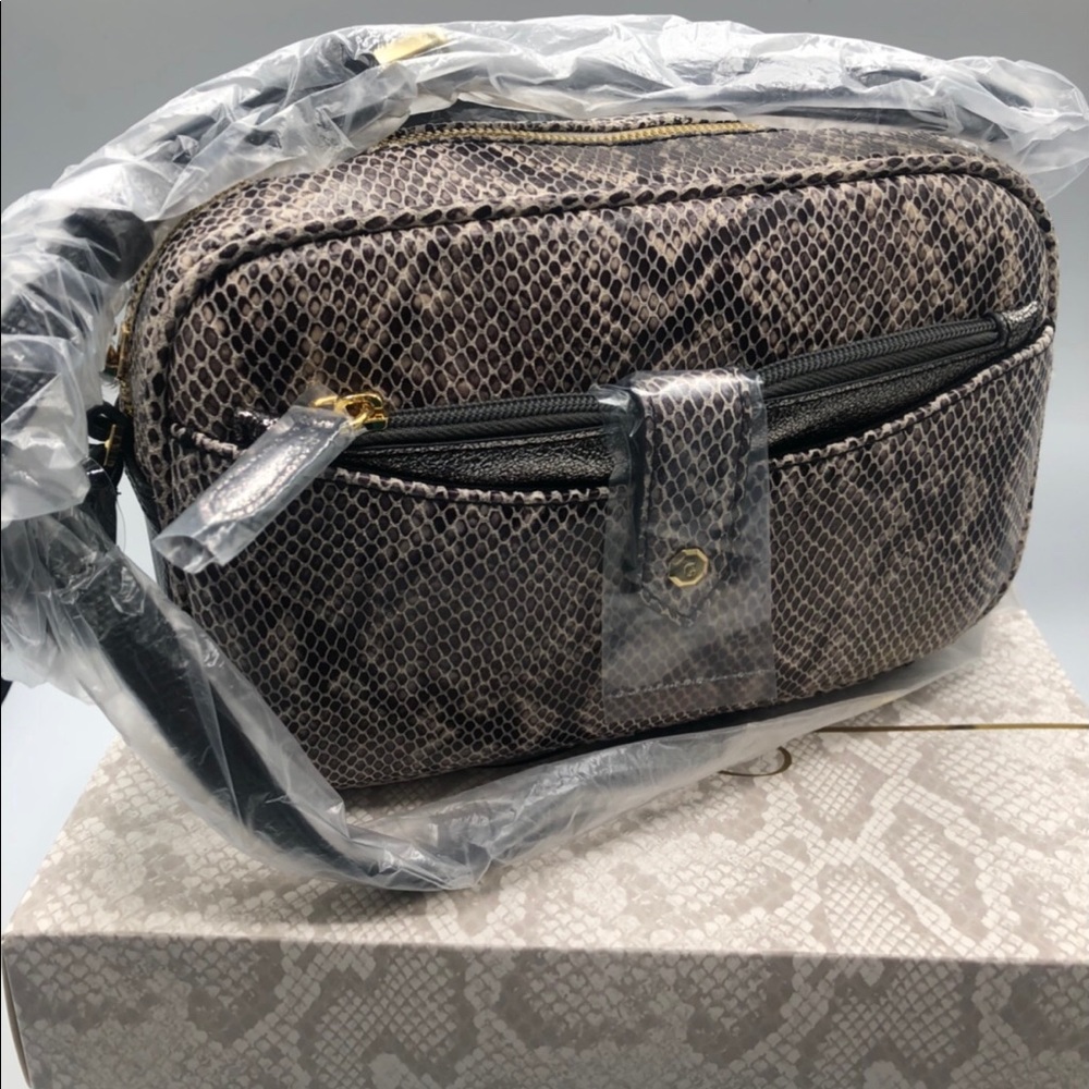 G.I.L.I Snakeskin Crossbody w/ Removable Pouch